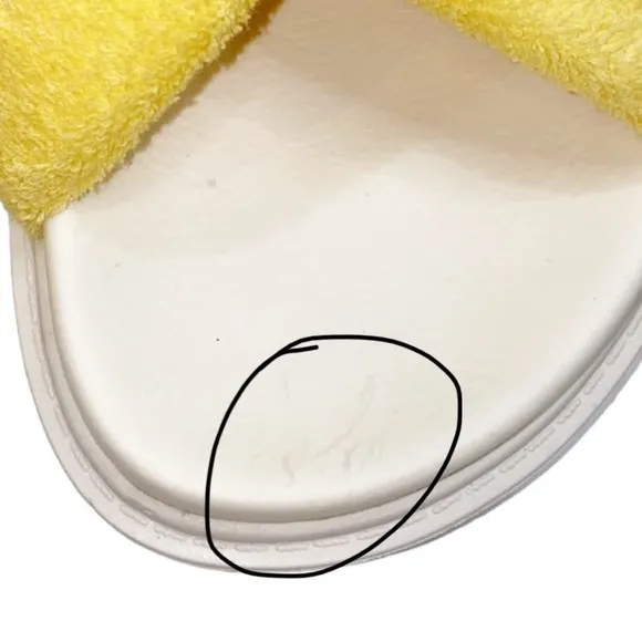 NWT Maeve Yellow/White Slippers, Size 9