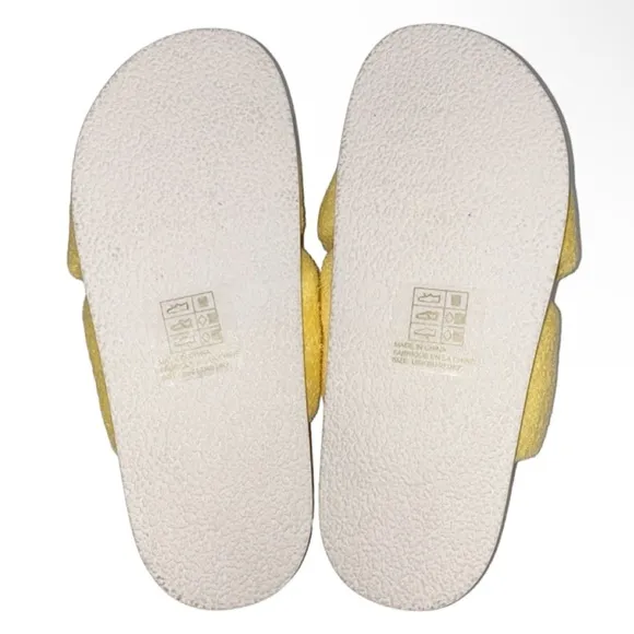 NWT Maeve Yellow/White Slippers, Size 9