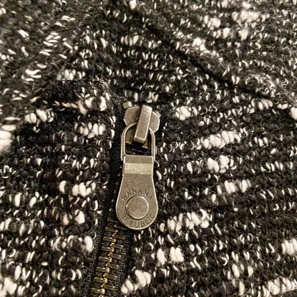 NWT minimalist luxury Banana Republic textured knit moto jacket