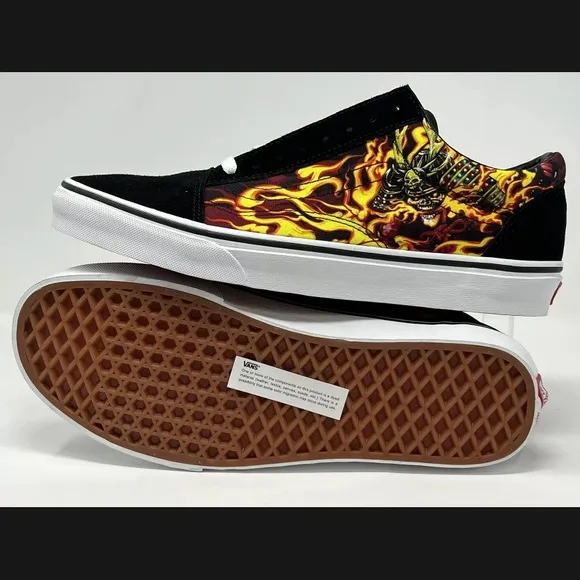 NWT New Vans Old Skool Samurai Flames 🔥 Shoes Size 9