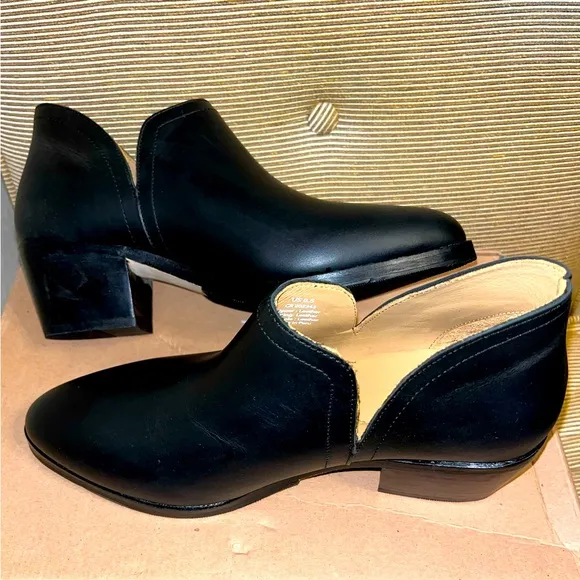 NWT Nisolo Mia Everyday Women’s Ankle Bootie - Black/Black