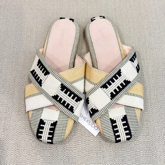 NWT Shekudo Nene Cross Slide Sandal