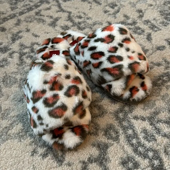 NWT Sorel Go Mail Run Leopard Slippers-7