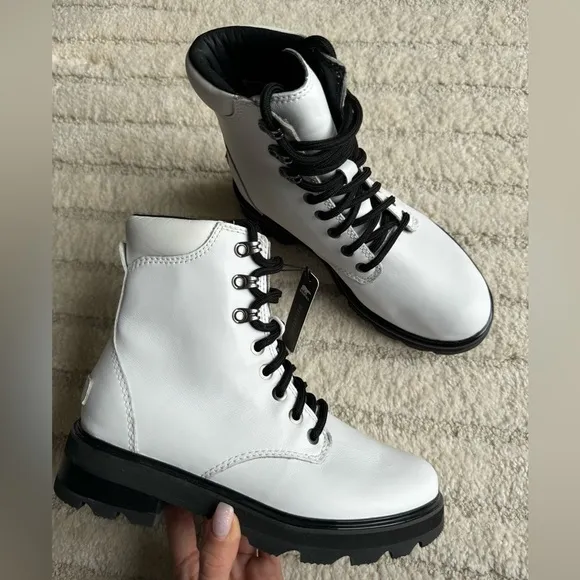 NWT Sorel Lennox Waterproof Leather Lace Up Boots