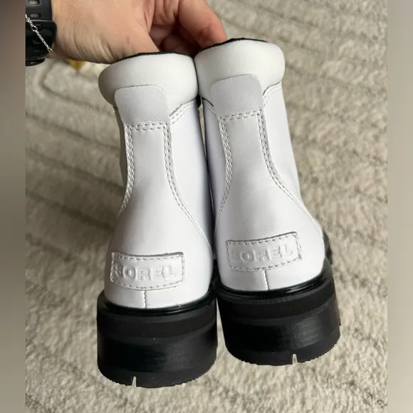 NWT Sorel Lennox Waterproof Leather Lace Up Boots