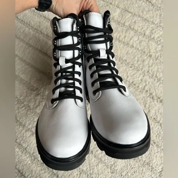 NWT Sorel Lennox Waterproof Leather Lace Up Boots