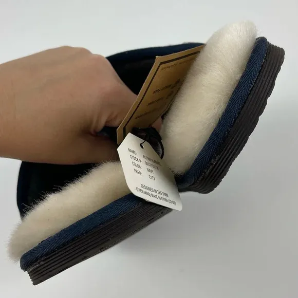 NWT Staheekum Alpine Flannel Slippers Size 10 Navy Faux Fur Shearling Plaid