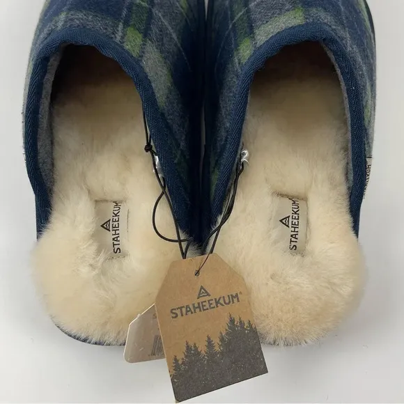 NWT Staheekum Alpine Flannel Slippers Size 10 Navy Faux Fur Shearling Plaid