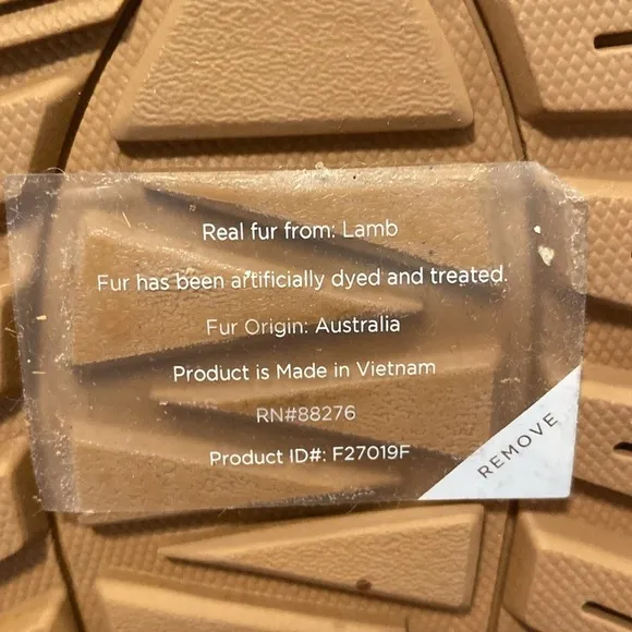 NWT Teva Hurricane Shearling Leather Sandals with Lamb Fur lining Size 7