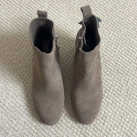 NWT TOMS  Diana Women's Taupe Wedge Ankle Boots