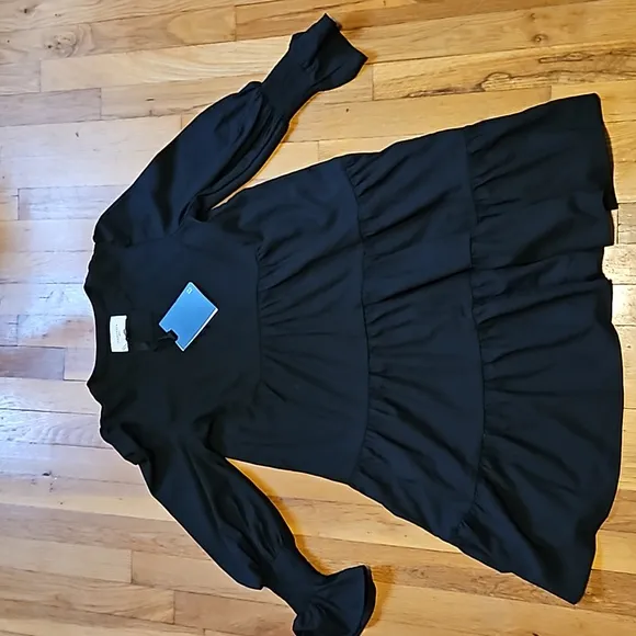 NWT TUCKERNUCK Black Pomander Place Flowy Tiered Crepe Kenzo Dress.  SIZ…
