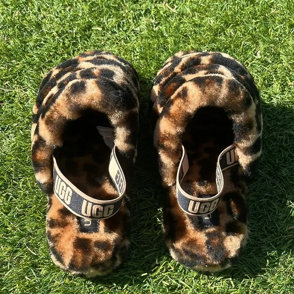 NWT UGG FLUFF YEA PANTHER PRINT SLIPPERS