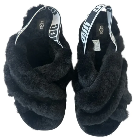 NWT UGG Fluff Yeah Slide in Black