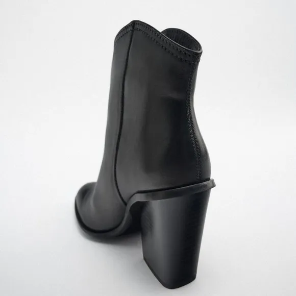 NWT. Zara Black Leather Heeled Cowboy Ankle Boots. Size 9.