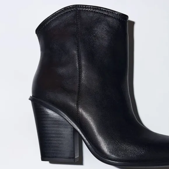 NWT. Zara Black Leather Heeled Cowboy Ankle Boots. Size 9.