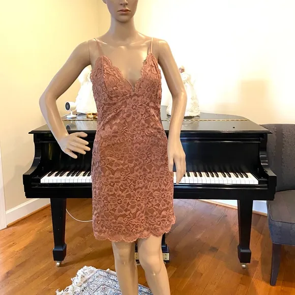 NWT Zara luxury spring summer wedding lace dress