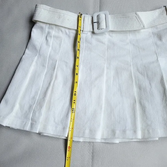 NWT$295 Cinq à Sept Janina White Belted Pleated Miniskirt Sz 12 L