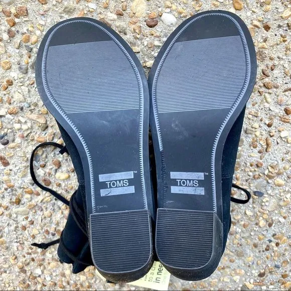 NWT Toms Mila Black Suede Tie Round Booties Size 7