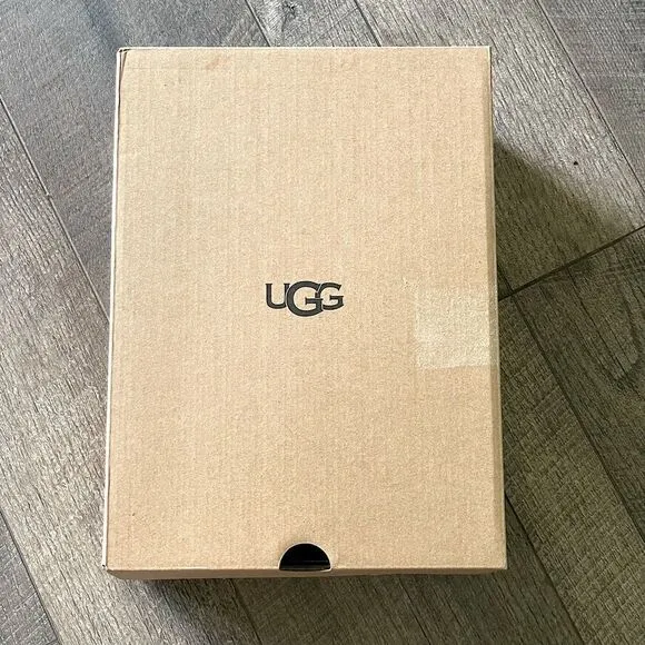 NWT! UGG (for Victoria’s Secret) Black Fluffer Slides/Slippers. Size 9.