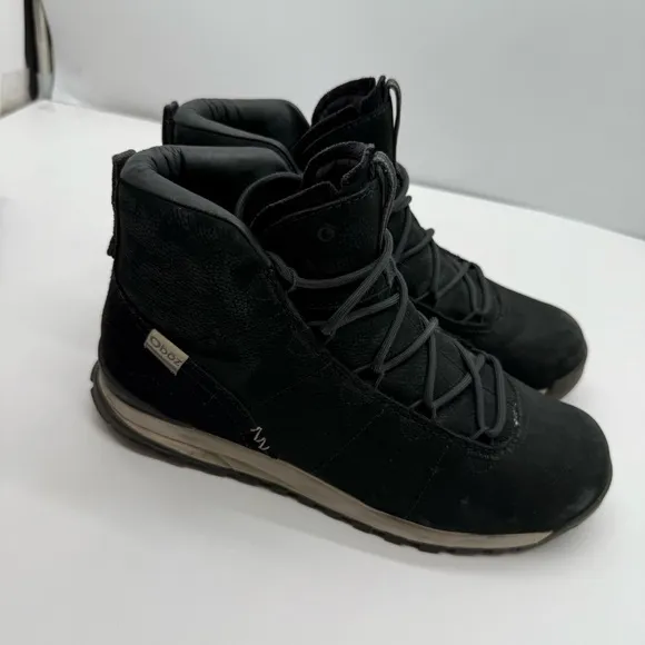 Oboz Hazel Mid Womens 8 Black Leather Ankle Boots Hiking Shoes Trail Trekking