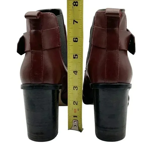 Office London Women's Size 39/*.5 Black Leather Pull On Ankle Boots Made in Spai