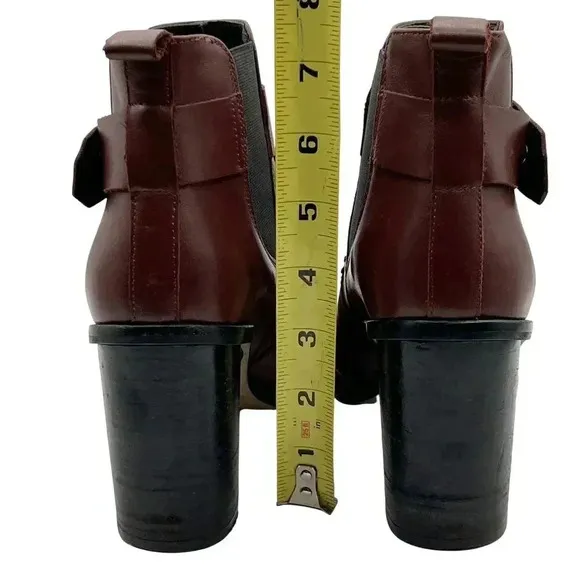 Office London Women's Size 39/*.5 Black Leather Pull On Ankle Boots Made in Spai