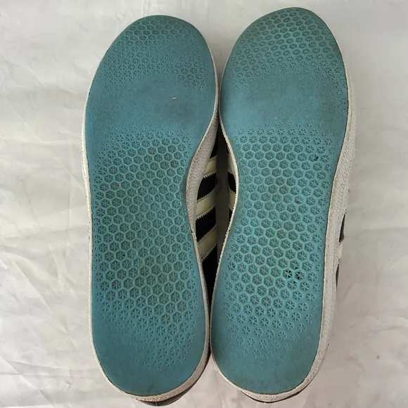 OG Adidas Gazelle Vintage Black Pearl Baby Blue Leather Men’s Size 11.5 Rare