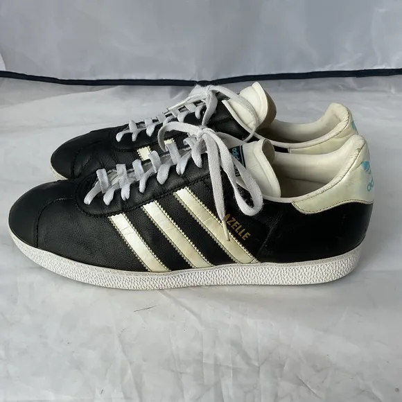 OG Adidas Gazelle Vintage Black Pearl Baby Blue Leather Men’s Size 11.5 Rare