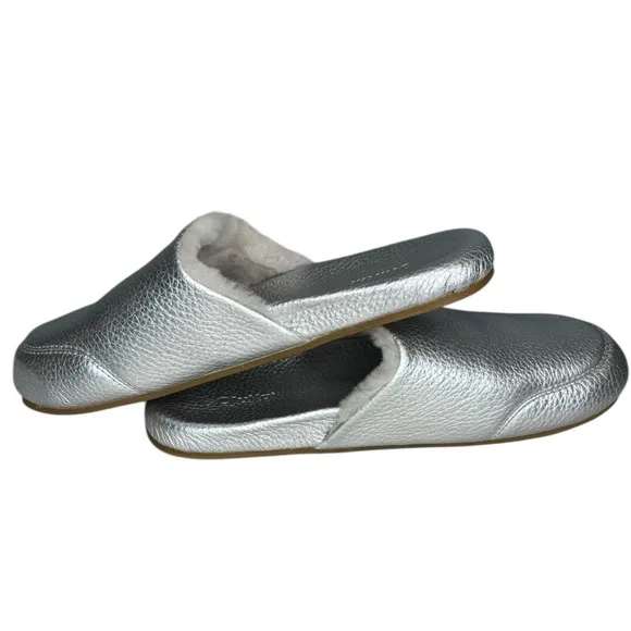 OluKai Kōnea Women’s Shearling Silver Leather Mule Size 10