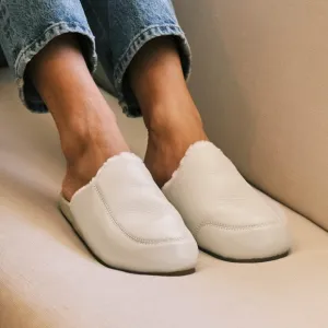 OluKai Korea Casual Mule Comfort Shoe 8 Slip On Bone cream white leather comfy