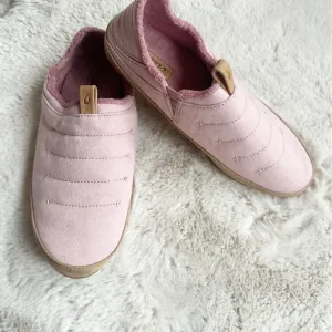 Olukai Lania Womens 9 Slip On Shoes Casual Comfort Pink Lined Slippers