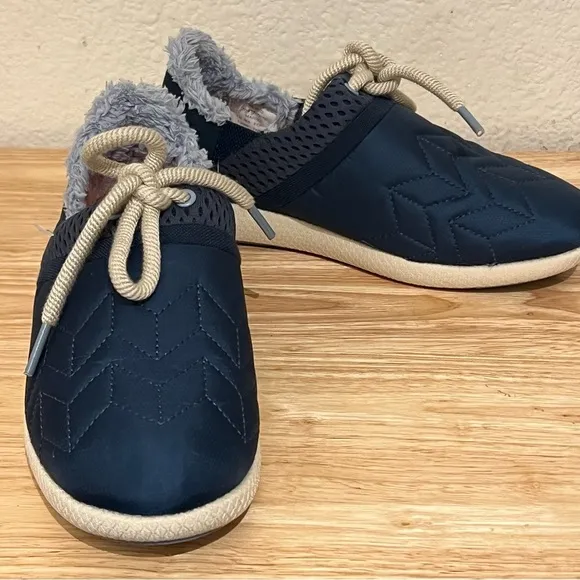 OLUKAI Mahiki Women's Sneaker, Indoor/Outdoor, Ultra-Soft Comfort Fit Size 6
