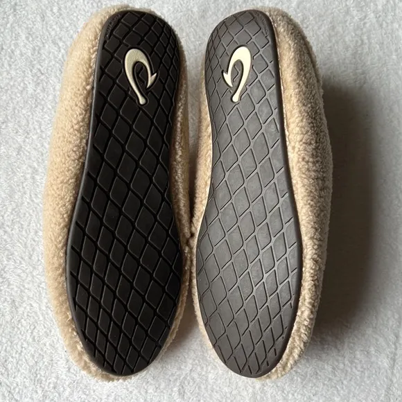OluKai Nohea Heu Slipper