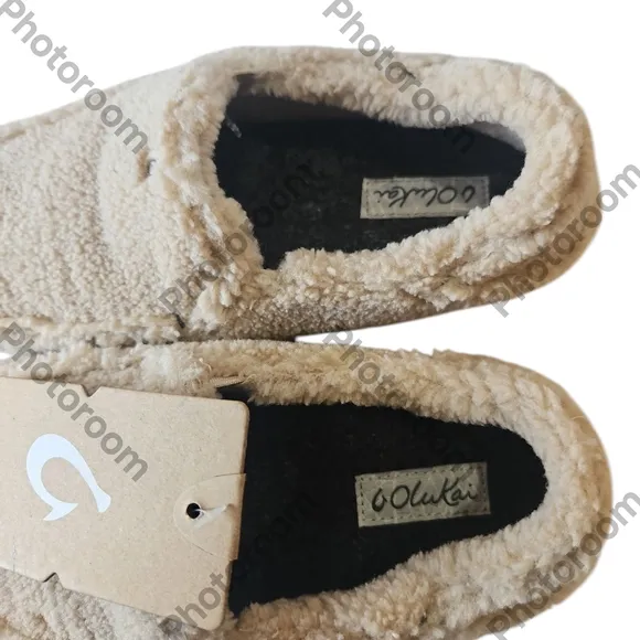 OLUKAI Nohea Heu Woman Soft Sherpa Fleece Drop-in-Heel Cozy Tan  Slipper Size6W