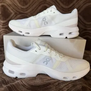 On Cloud Pulse Men’s Athletic Shoes sz M11 Color White. NIB