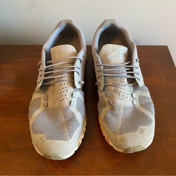 On Running Cloud 5 Men's Athletic Shoes - Gray