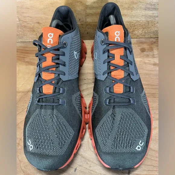 On Running Cloud X REFLECTIVE Mens Sz 10.5 Running Shoes Sneakers Rust Rock Grey