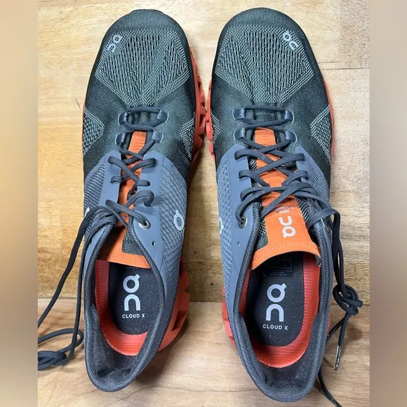 On Running Cloud X REFLECTIVE Mens Sz 10.5 Running Shoes Sneakers Rust Rock Grey