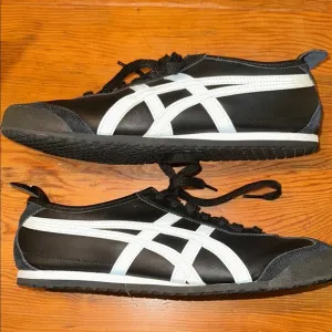 Onitsuka Tiger by Asics Men's Black and White Sneakers