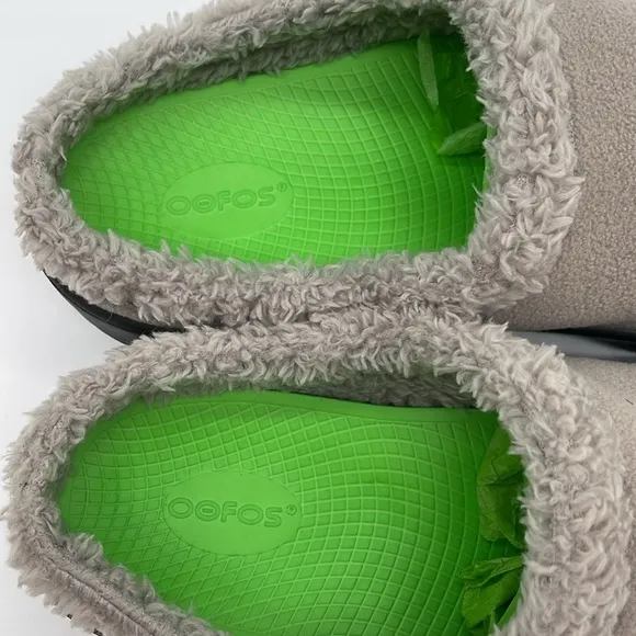 Oofos Oocoozie Recovery Slippers Men Size 12