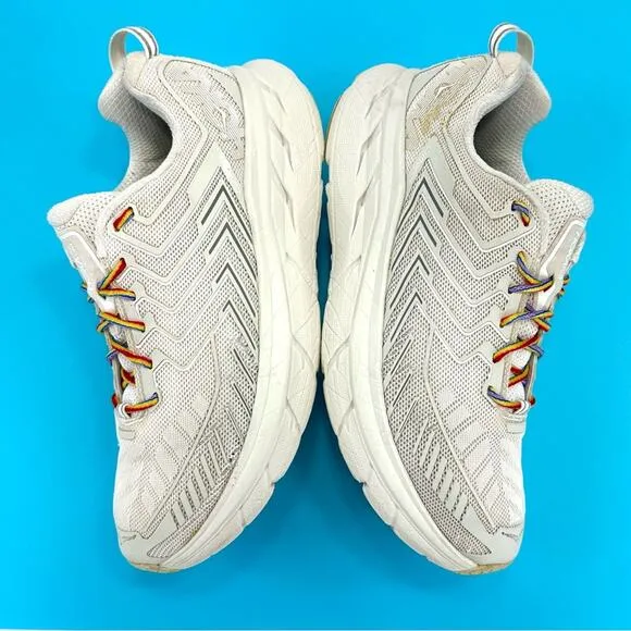 OUTDOOR VOICES X HOKA ONE ONE CLIFTON 4 RUNNING SHOES / ATHLEISURE SNEAKERS.