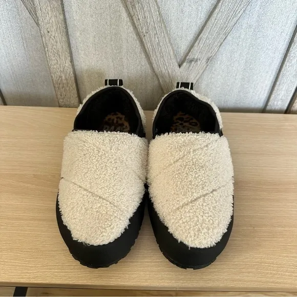 P448 SHEARLING LABY TEDDY FAUX FUR SLIPPERS