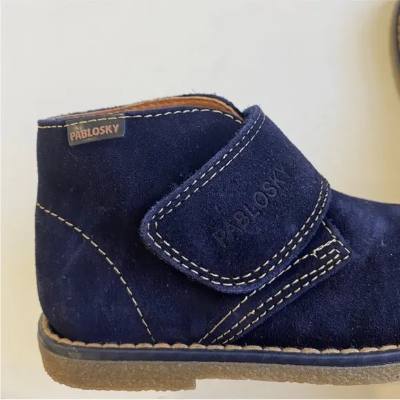 Pablosky kids genuine suede blueVelcro booties NEW