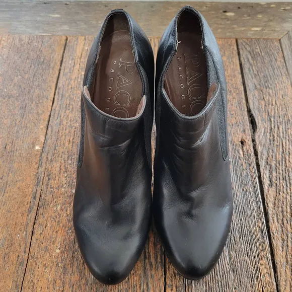 Paco Gil Black Leather Ankle Boots Booties