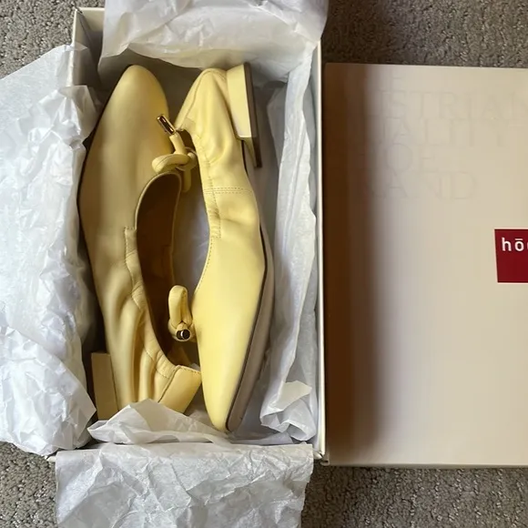 Pale Yellow Luxury Ballerina Shoes