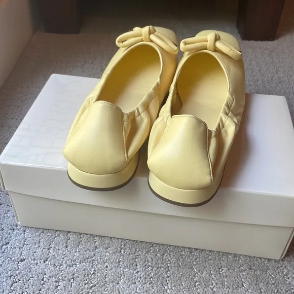 Pale Yellow Luxury Ballerina Shoes
