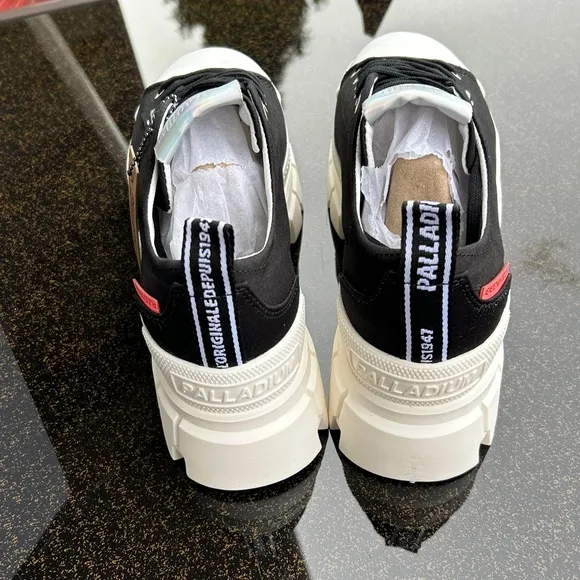 Palladium Revolt LoTop Black Marshmallow Platform Tennis Shoes, Size 42, US 10