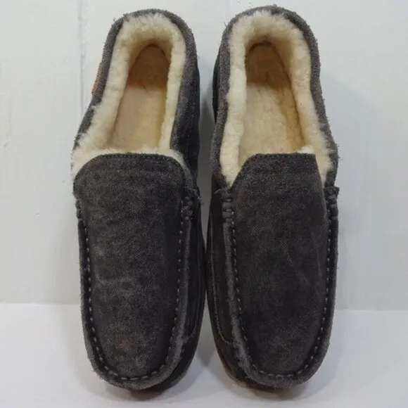 Parfeying Men's Size 11 US Gray Indoor Outdoor Sheepskin Moccasins Slip on Shoes