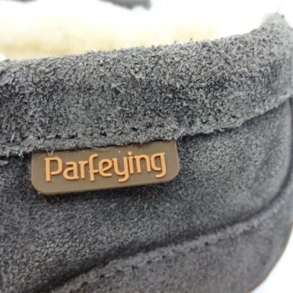 Parfeying Men's Size 11 US Gray Indoor Outdoor Sheepskin Moccasins Slip on Shoes