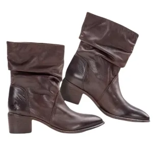 Patricia Nash Monte Slouch boots in nut size 5.5